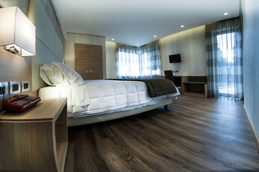 Continental Hotel 3*