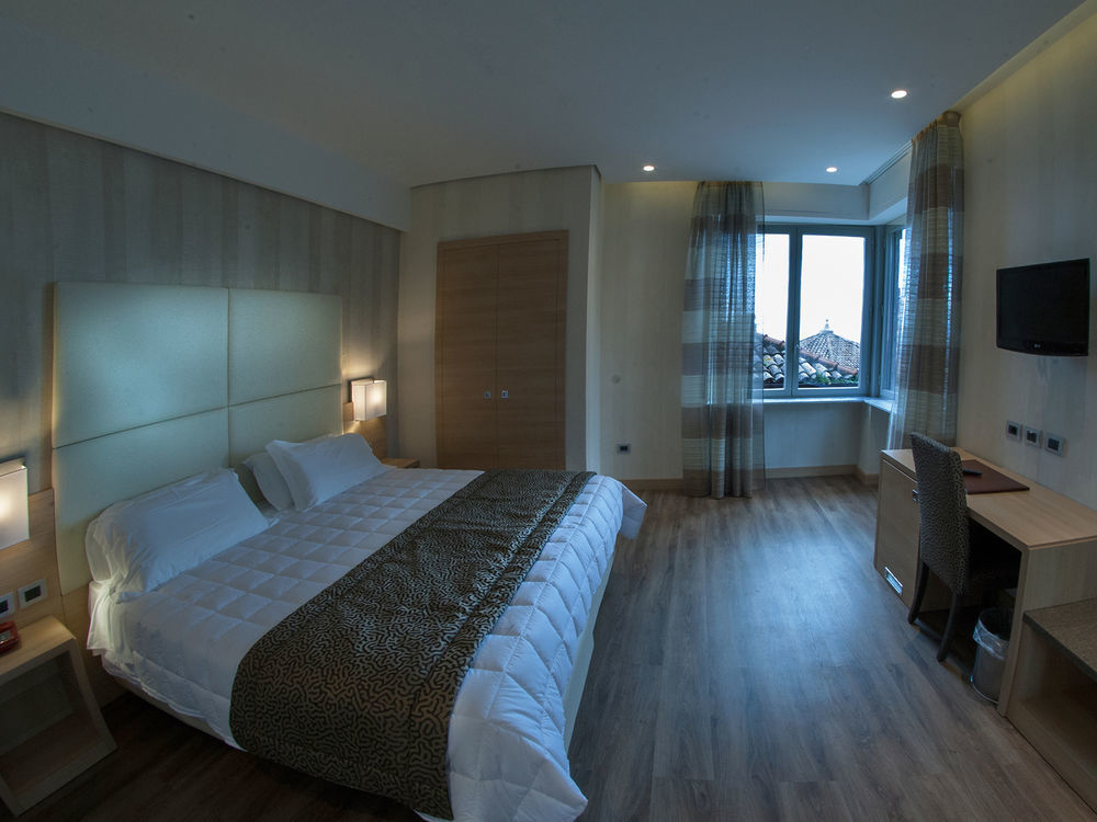 Continental 3*