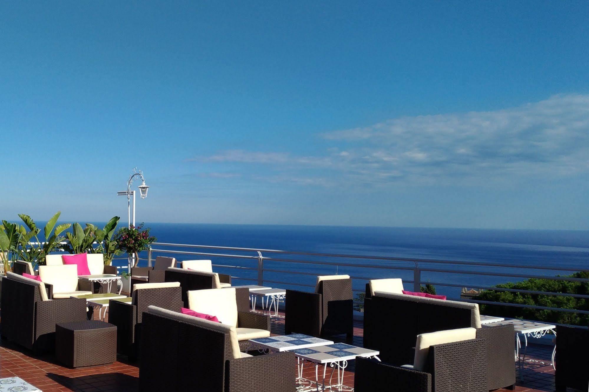 Continental 3* Taormina