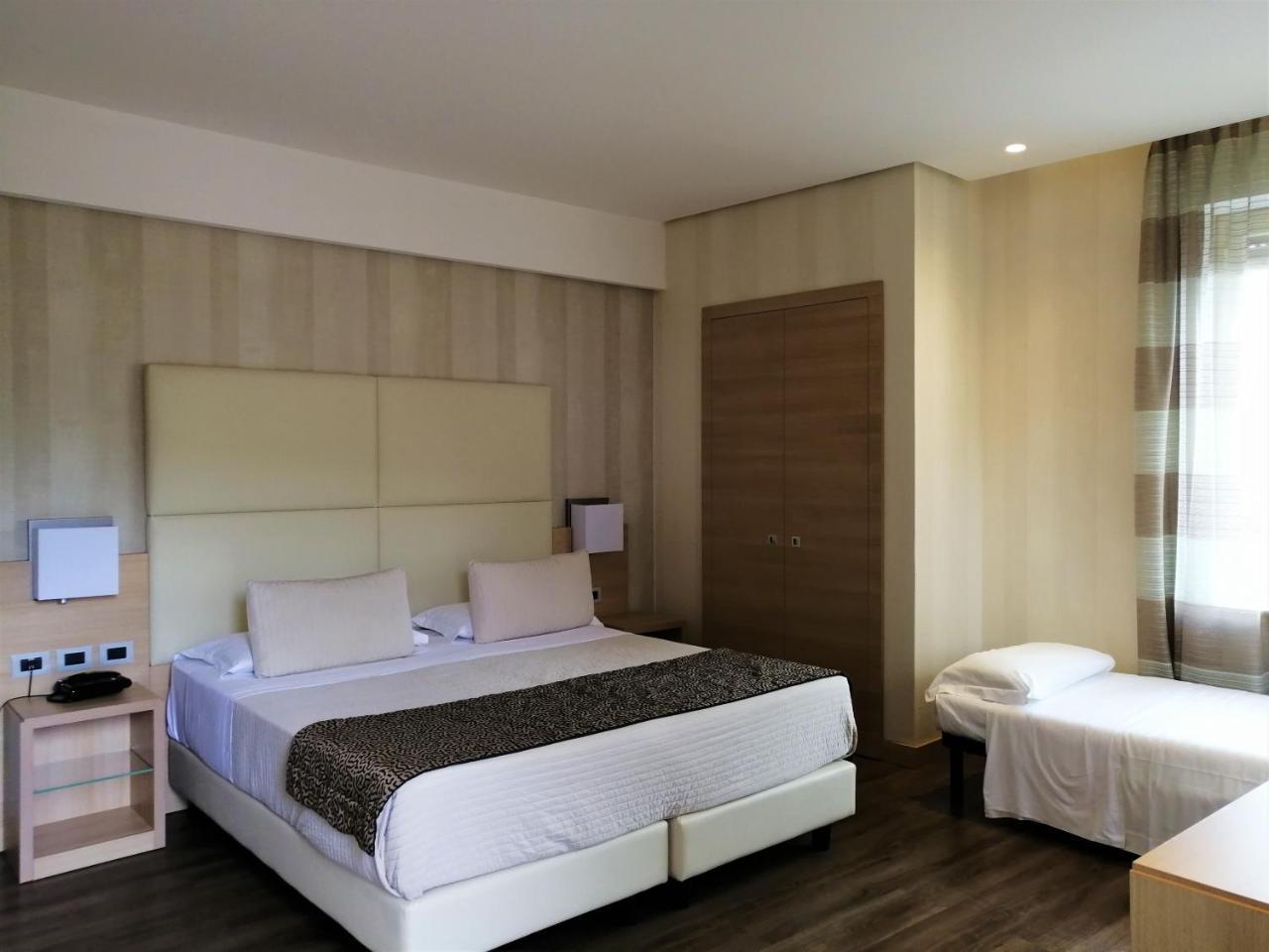 Continental 3* Taormina